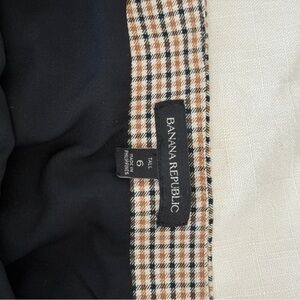 Banana Republic Plaid Pencil Skirt in Black, Tan & Cream